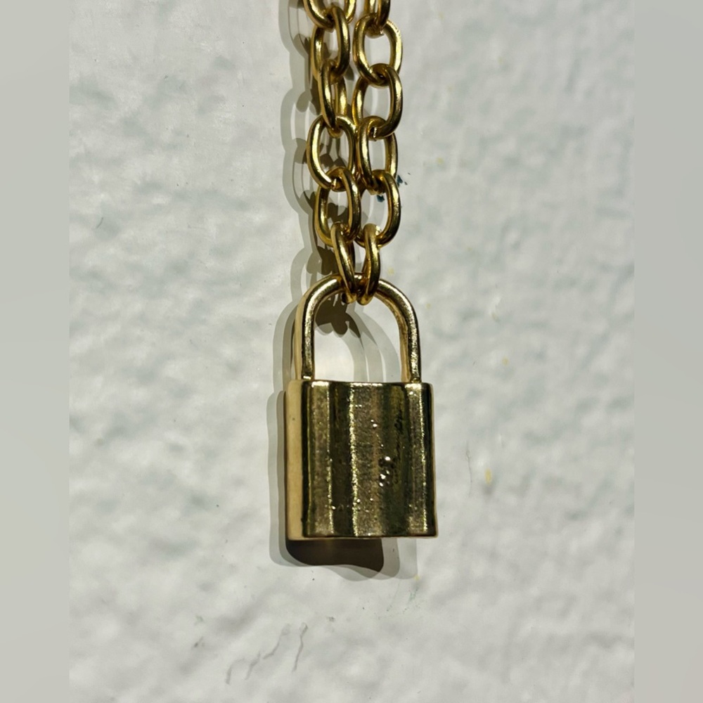 Vintage Gold-tone Chain Lock Pendant Necklace